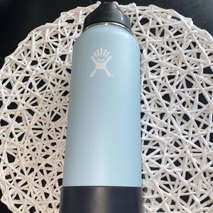 light blue hydroflask